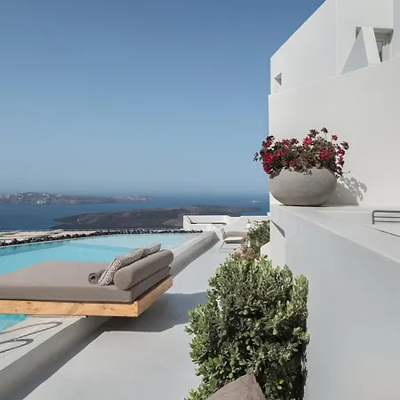 Akra & Hotel