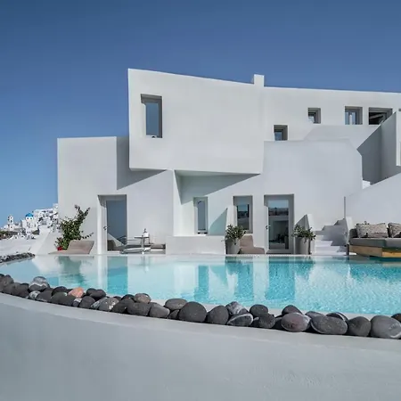 Akra & 3* Imerovigli (Santorini)