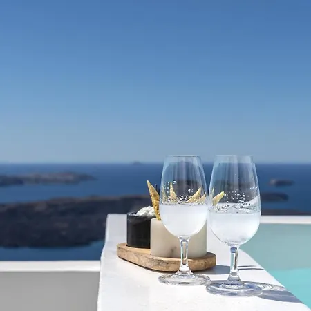 Hotel Akra & Imerovigli (Santorini)
