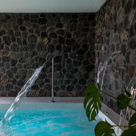 Akra & Hotel