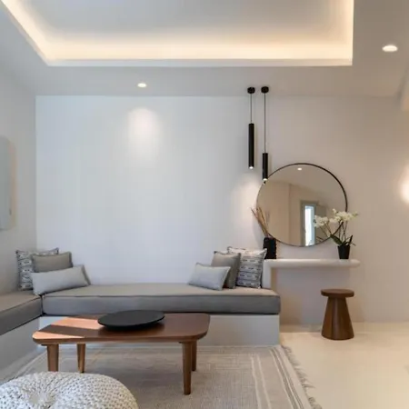 Akra & 3* Imerovigli (Santorini)