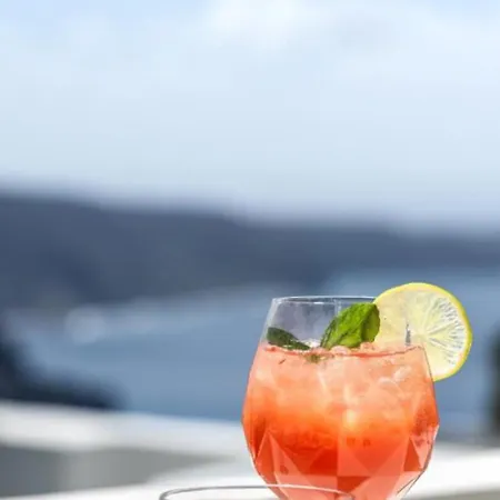 Akra & Imerovigli (Santorini)