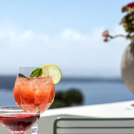 מלון Akra & אימרוביגלי