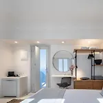 Akra & Hotel