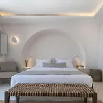 Hotel Akra & 3*