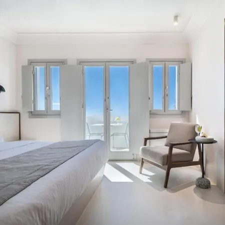 Hotel Akra &